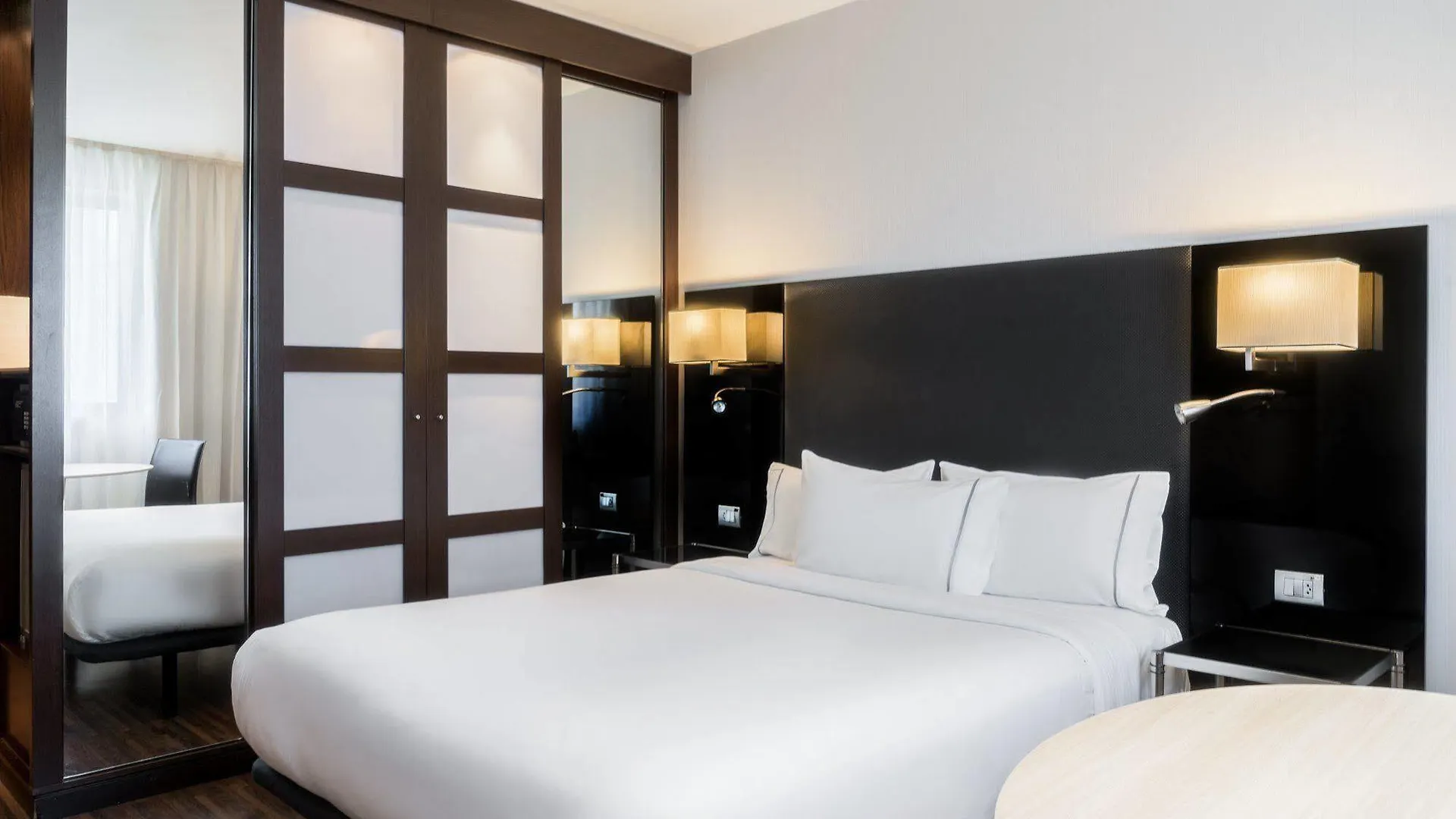 Ac Hotel Madrid Feria By Marriott 4*,